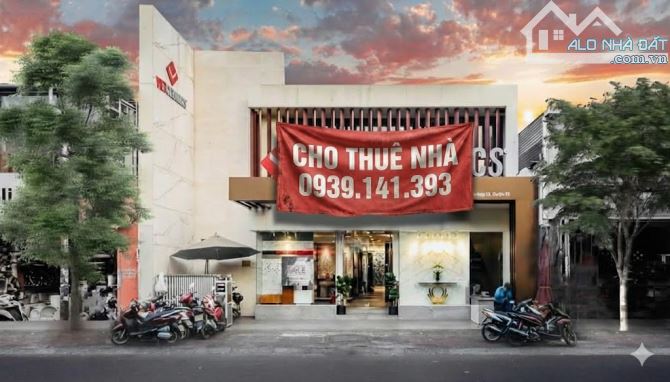 Cho thuê mặt tiền 207 Tô Hiến Thành, P.13, Q.10, 12m*40m, trệt lầu, 338tr/th