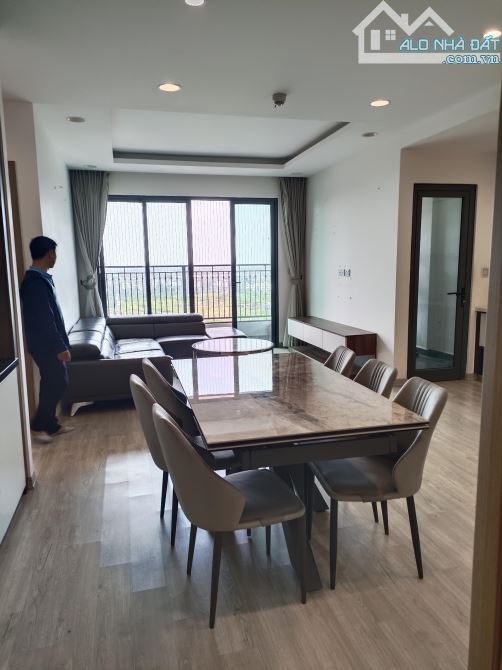 CHO THUÊ CHUNG CƯ ONE18 NGỌC LÂM 103M 3PN 2WC – GIÁ TỐT