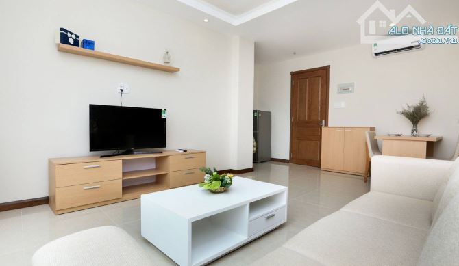 TOÀ NHÀ 4 MẶT THOÁNG- XÂY THÔ 2,000 M2- NGAY BÀ HUYỆN THANH QUAN,Q3- GIÁ: 490 TR/TH