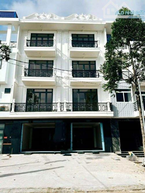 Cho thuê nhà 400 m2 KDC 586 tiện văn phòng 15 triệu