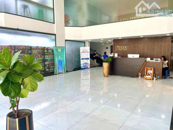 Cho thuê văn phòng đường hồng hà diện tích 175m2, 1065m2 quận phú nhuận