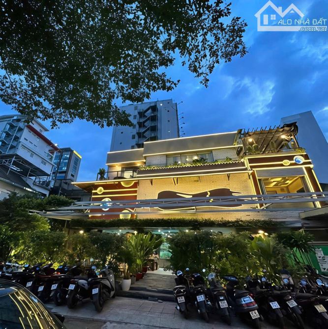 HÀNG HIẾM Q3! BIỆT THỰ SÂN VƯỜN LÊ NGÔ CÁT – 21×25M, 20P vip cao cấp - SẴN GIAO NGAY