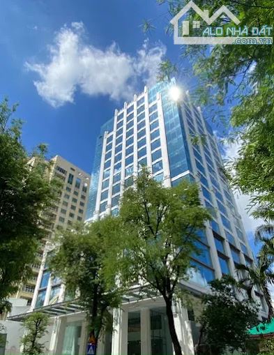SÀN BUILDING HẠNG A CHỈ HƠN 30$ - SỬ DỤNG 800M2 - CẠNH DINH ĐỘC LẬP SỐ 5 LÊ QUÝ ĐÔN, QUẬN
