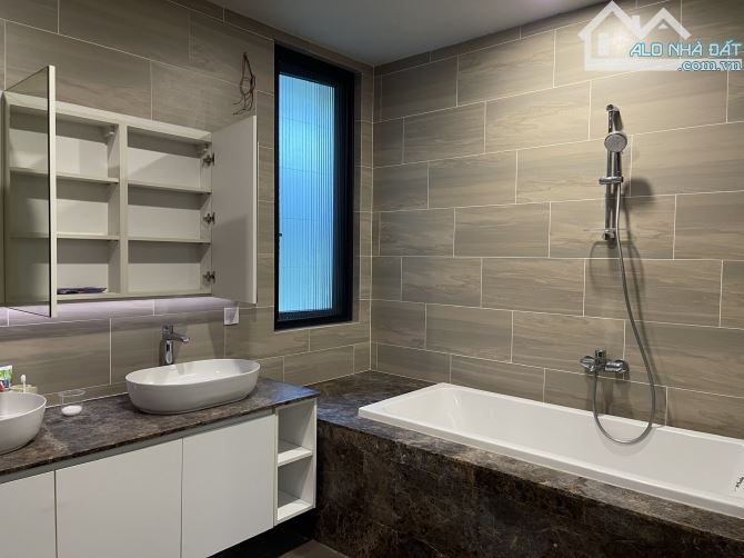 [CHÍNH CHỦ] CHO THUÊ BIỆT THỰ GÓC SIÊU SANG - TIỂU KHU MANSION, PARK CITY HÀ ĐÔNG