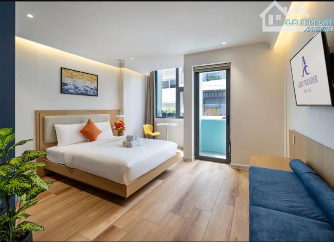 TOÀ NHÀ 1,900 M2- 21CHDV( LOẠI 2PN)- MT HUỲNH TỊNH CỦA,Q3- 300 M2- NGANG: 15M- 470 TR/TH