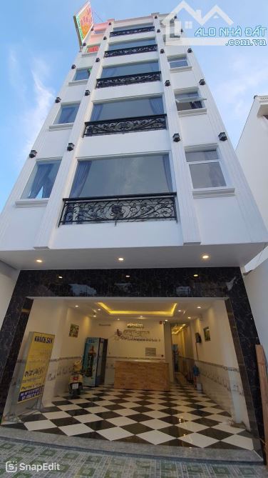 Cho thuê khách sạn Đẹp (6 x 25m)xây 5 Tầng có 24 phòng .có THANG MÁY .Mặt Tiền Thới An.Q12