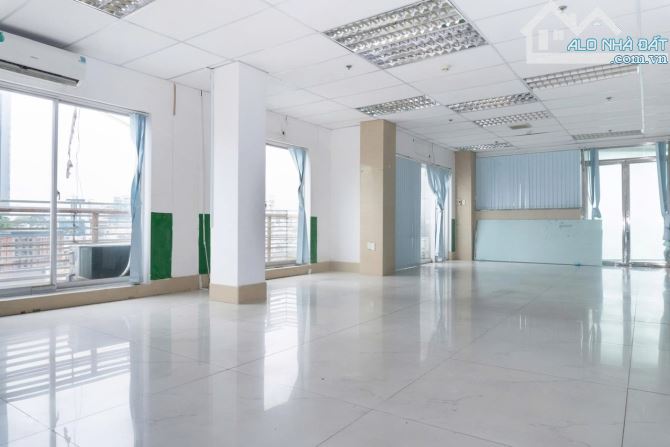 cho thuê văn phòng 220m2 đường nguyễn cư trinh trung tâm quận 1