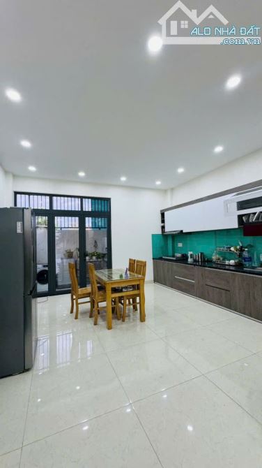 Cho thuê nhà 3 tầng KĐT Mỹ Gia Nha Trang