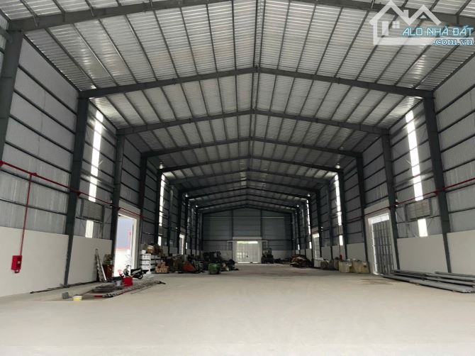 Cho Thuê Kho Xưởng Gần Khu Công Nghiệp Vĩnh Lộc 2 Diện Tích 4000m2 Giá 70k/m2 Tại Bến Lức