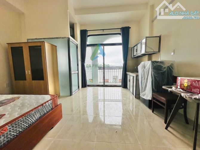 CHO THUÊ KHÁCH SẠN ĐƯỜNG BÀU CẦU 28 - 100 M² - 10 PN - GIÁ 30 TRIỆU