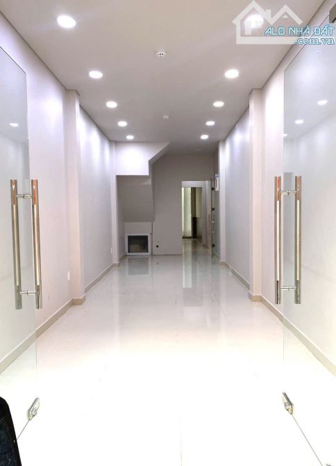 Cho thuê mặt bằng đường Thạch Thị Thanh Quận 1 Diện tích 32 cần cho thuê gấp