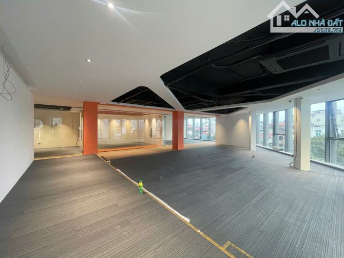 Cho thuê Văn phòng Nguyễn chí thanh, 280m2 chỉ 45tr/tháng