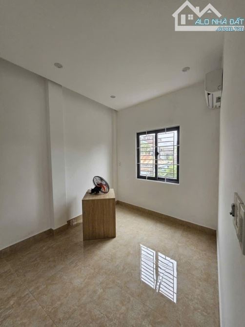 CHO THUÊ NHÀ 3 TẦNG KIỆT 246 HÙNG VƯƠNG, TP HUẾ