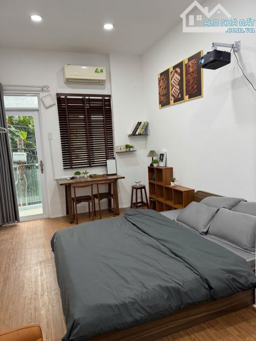 Cho thuê căn hộ ban công, Q8, Đường Âu Dương Lân, gần Cầu Nguyễn Văn Cừ, Cầu Chữ Y