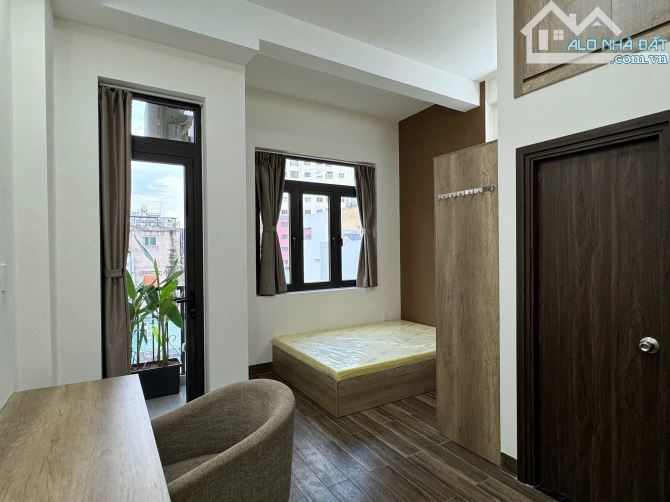 Căn Hộ 1Pn Ban Công Full Nội Thất Ngay Chợ Bà Chiểu Gần Q1