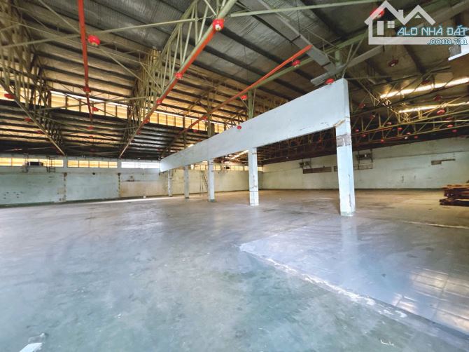 Cho thuê nhà xưởng khuôn viên sử dụng 1.2ha, KCN Biên Hòa, giá thuê 25000$/tháng.