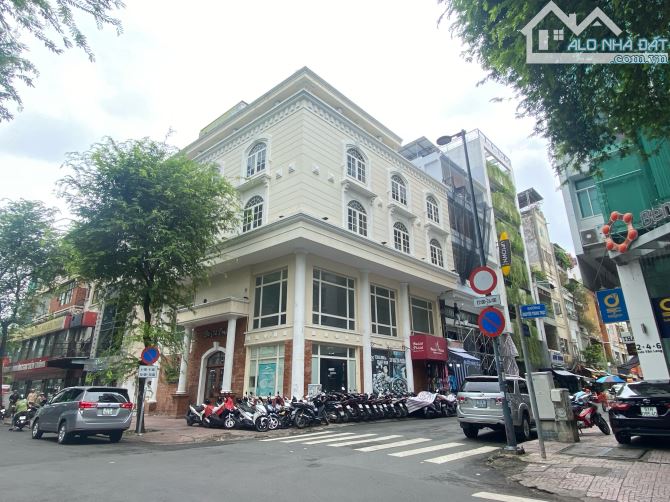 GÓC 2 MẶT TIỀN NGANG 15M - SỬ DỤNG HƠN 1.500M2 - SỐ 2 NGUYỄN TRUNG TRỰC, QUẬN 1.!!