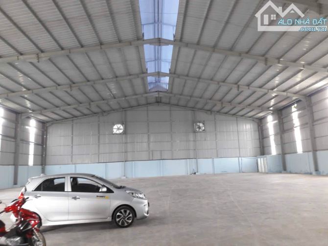 Cho thuê nhà xưởng 10.000m2 cụm công nghiệp Hiệp Thành