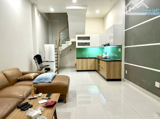 Nguyên Căn Gò Vấp Full Nội Thất 40m2 Gần Nhà Thờ Thạch Đà