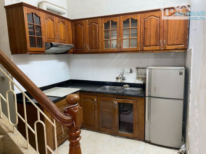 Cần cho thuê nhà riêng phố An Sơn, Đại La, Hai Bà Trưng 40m x 4T giá 11 triệu