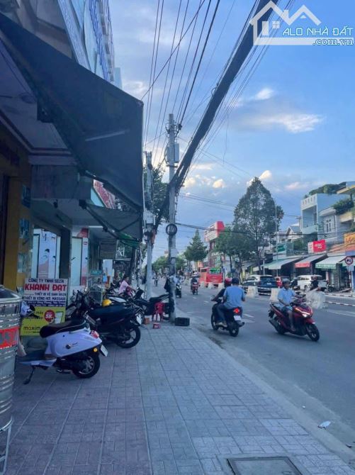 Cho thuê nhà nguyên căn đường Lê Hồng Phong, Phước Long, Tp.Nha Trang chỉ 10tr/tháng