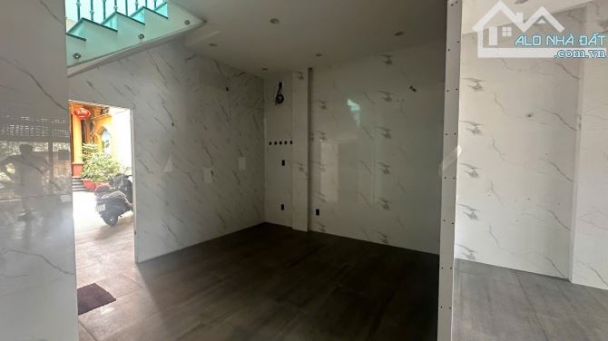 Cho thuê mặt bằng Phạm Hồng Thái p7 - 1t1l Khu dân cư đông dân