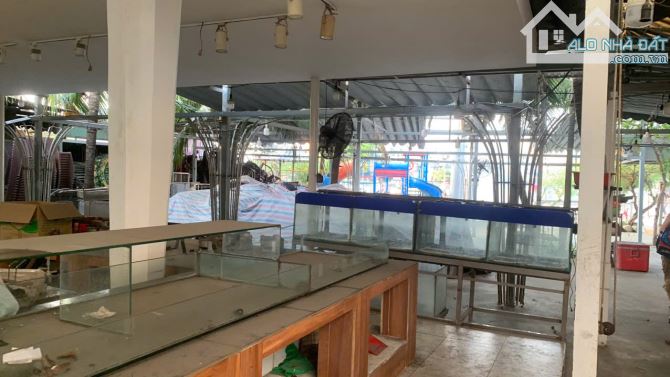Cho thuê măt bằng kinh doanh đường nguyễn văn linh Quận 7