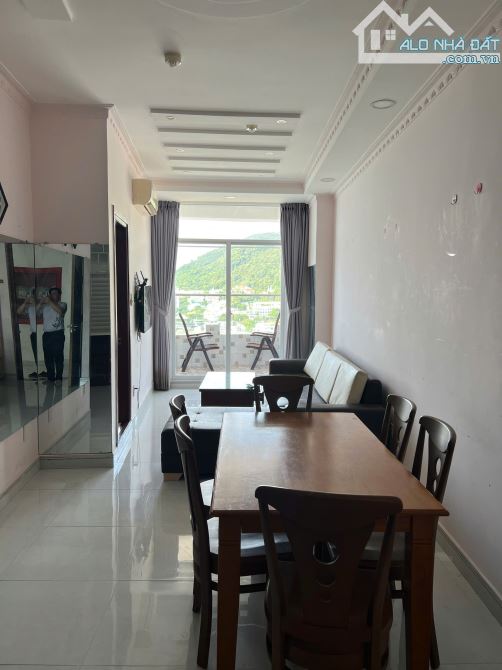 Cho thuê chung cư Thủy Tiên 1PN full nội thất view biển giá rẻ