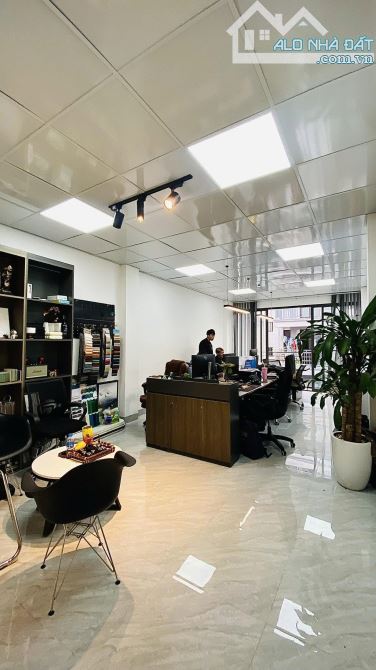 Cho thuê văn phòng Mỗ Lao , 56 m2/ tầng, phù hợp làm văn phòng đại diện, kinh doanh online