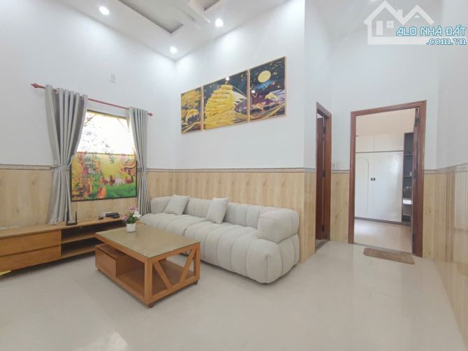 Cho thuê nhà 3 tầng kiệt 7m ô tô Hà Huy Tập, thanh khê, 3pn, giá 15tr/tháng