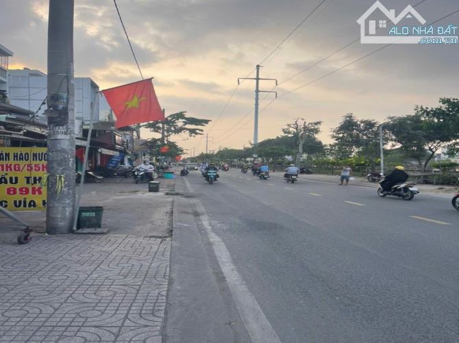 Cho thuê măt bằng kinh doanh Đường trần xuân soạn Quận 7