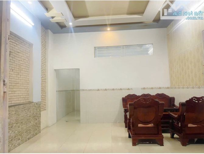 CHO THUÊ NHÀ TRỆT LỬNG 120m² – SẴN NỘI THẤT – KDC HỒNG LOAN, CẦN THƠ | 5,5 TRIỆU