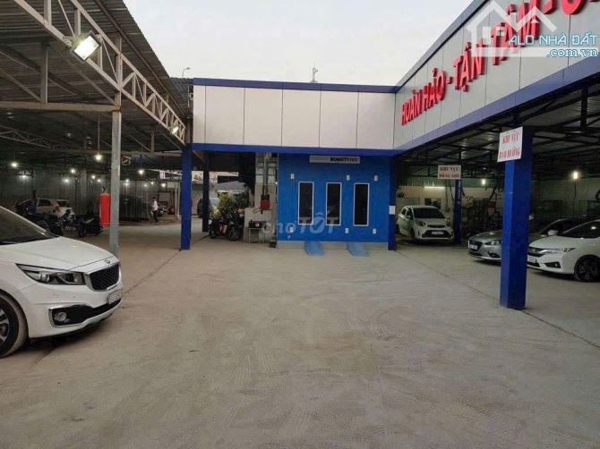 cho thuê mặt bằng MT Nguyễn Văn Quỳ 1.500m2 giá 130 tr