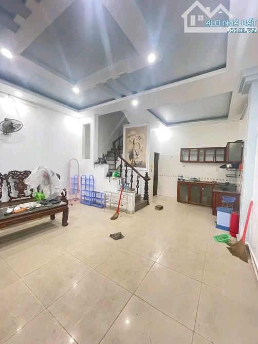 Cho thuê nhà riêng tại Nguyễn Văn Linh - Lê Chân - Hải Phòng