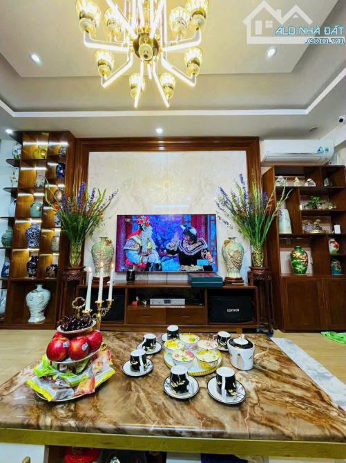 Cho thuê nhà tại mặt ngõ Chợ Con Hồ Sen Cực Đẹp - Lê Chân - Hải Phòng