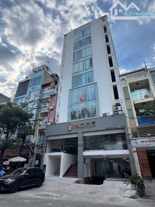 Cho thuê tòa nhà nguyên căn đường D5, Q.Bình Thạnh, 2H 9L