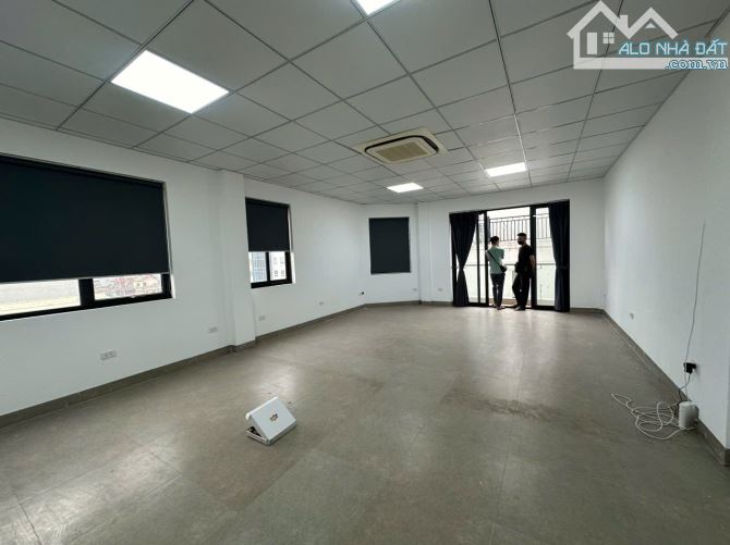 Cho thuê văn phòng Nguyễn Trãi, Thanh Xuân Nam, 50 m2/tầng sàn lô góc đẹp