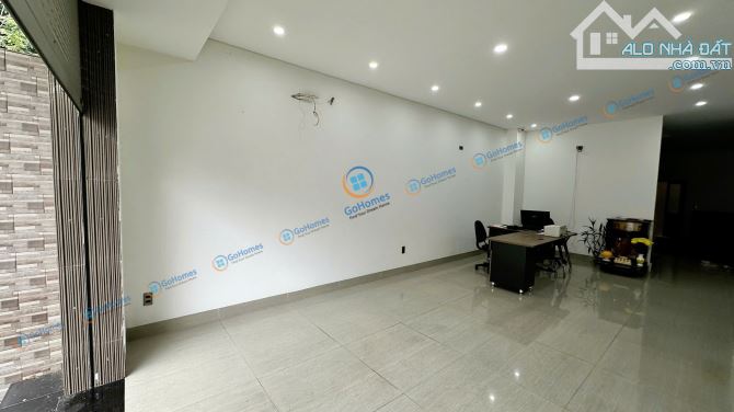 🔴 (NCC) CHO THUÊ MẶT BẰNG 2 MẶT TIỀN GẦN CẦU HOÀ XUÂN • Diện tích: 50m2 • Mặt bằng mới,
