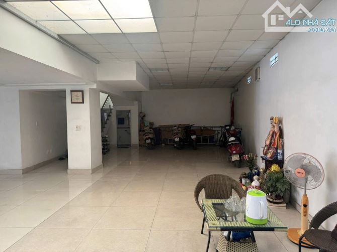 CHO THUÊ NHÀ MẶT ĐƯỜNG Nguyễn Văn Linh – MẶT TIỀN 8M – PHÙ HỢP SHOWROOM, Ô TÔ, NỘI THẤT