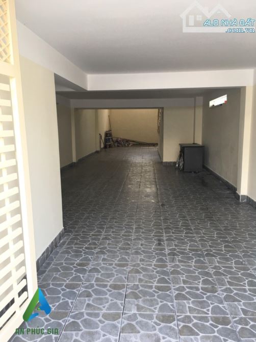 CHO THUÊ NHÀ NGUYÊN CĂN MẶT TIỀN ĐƯỜNG HÀ HUY TẬP - 107 M² - 7 PN - GIÁ 20 TRIỆU