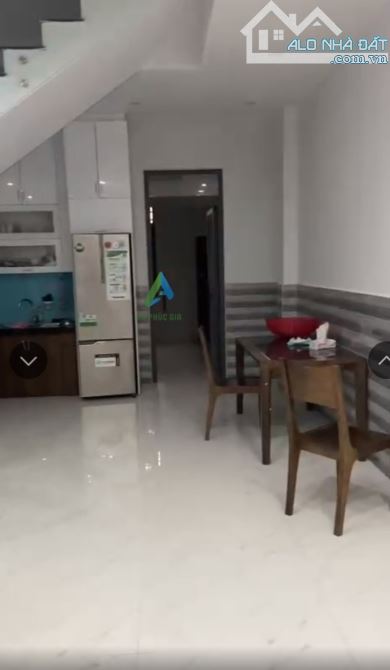 CHO THUÊ NHÀ NGUYÊN CĂN MẶT TIỀN ĐƯỜNG NGUYỄN THẾ KỶ - 100 M² - 6 PN - GIÁ 30 TRIỆU