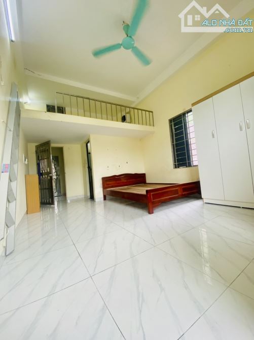 Cho thuê phòng trọ CCMN full đồ: ĐH, NL, giường tủ, tủ lạnh 4tr/tháng ngõ 401 Xuân Đỉnh