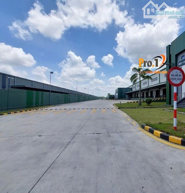 CHO THUÊ XƯỞNG TRONG KCN TẠI BẾN LỨC , LONG AN