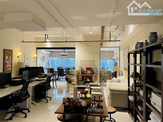 Cho thuê văn phòng tại Toà nhà Xuân Mai- Mỗ Lao 75 m2 giá chỉ 12 tr.tháng. Giá tốt thuê ng
