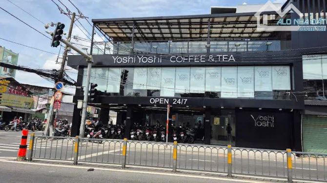 Cần cho thuê mặt bằng góc 2 mặt tiền vị trí "vàng" DT: 10x22 KC: 2 Tầng Giá: 110 Triệu