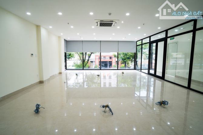 VĂN PHÒNG CHO THUÊ mặt tiền GẦN NGUYỄN VĂN LINH Chỉ từ 9 usd/m2
