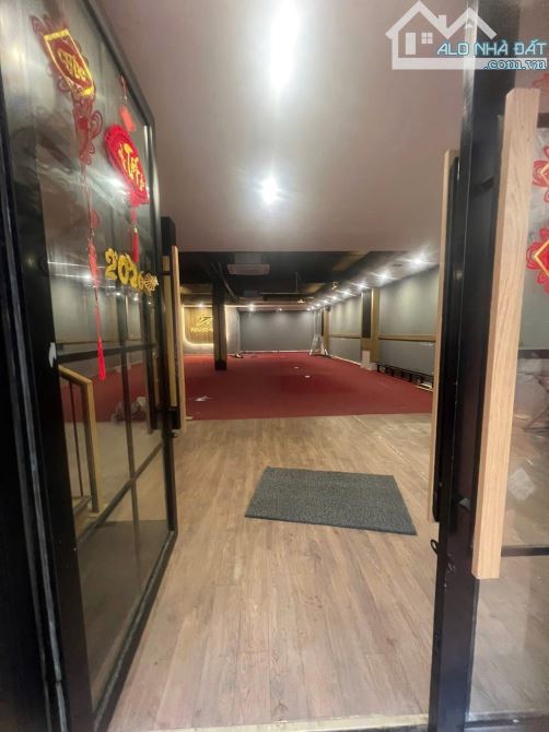 MBKD 200m² Mặt tiền 9m Ngõ Nguyễn Khánh Toàn – Cầu Giấy | Giá 40tr |
