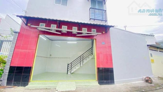 Cho thuê nhà ngang 6,5 m đường Nguyễn Việt Hồng 5 triệu