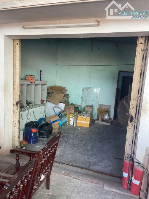 CHO THUÊ XƯỞNG – MẶT TIỀN RỘNG – 300M² – CÓ ĐIỆN 3 PHA 🏭 - 9TR/THÁNG