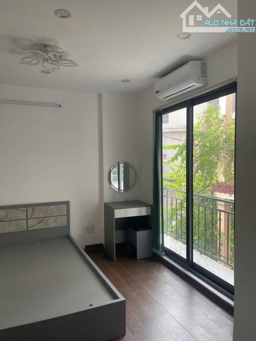 Cho thuê nhà ngõ 650 đường Nguyễn Khoái, phường Thanh Trì, quận Hoàng Mai – 9tr/tháng